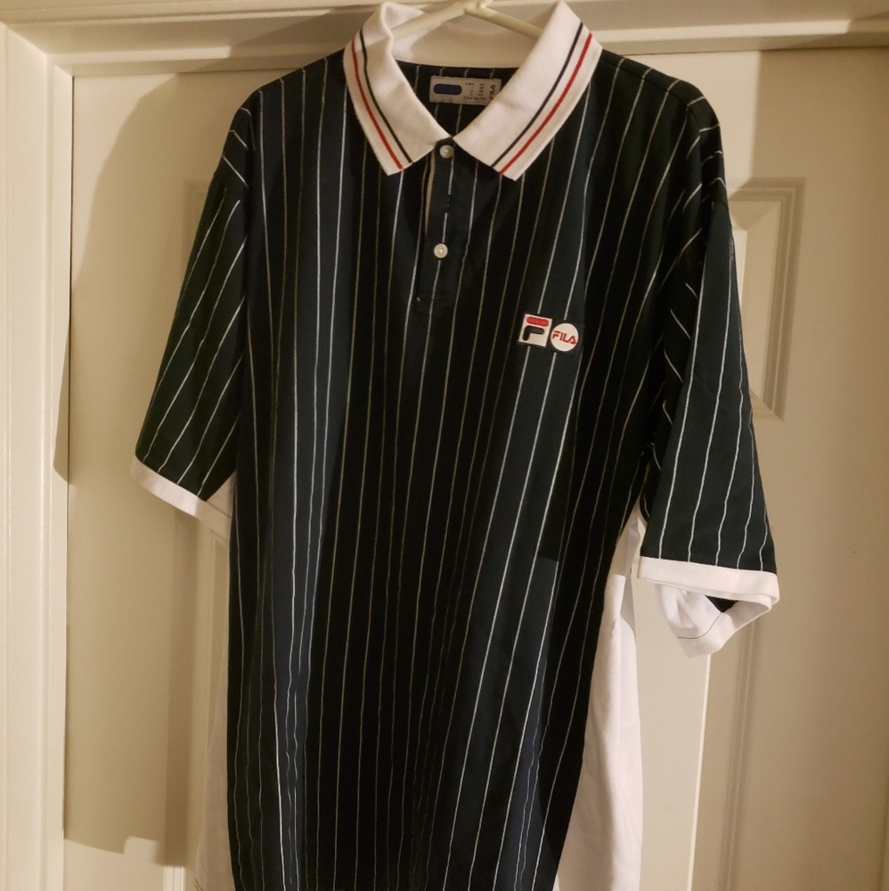 NWOT VINTAGE FILA BORG TENNIS SHIRT